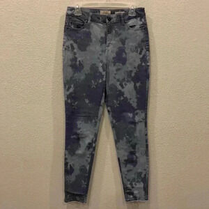 LOGO by Lori Goldstein High Rise Cloud Print Skinny Jeans